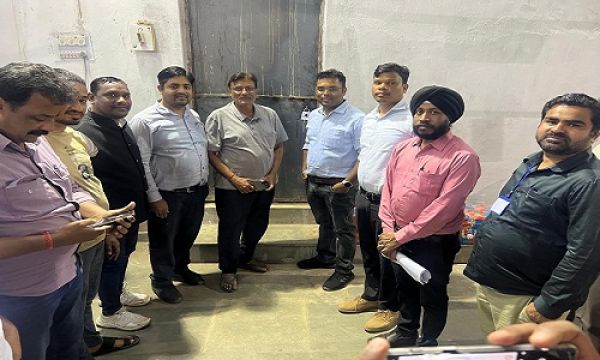 राजनैतिक दल के प्रतिनिधियों की उपस्थिति में स्ट्रांग रूम किया गया सील