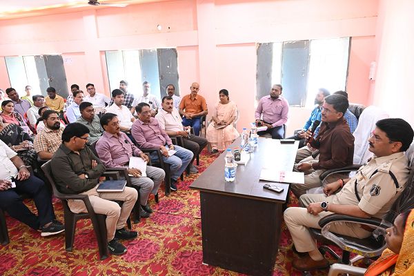 कलेक्टर-एसपी ने ली मल्हार महोत्सव के संबंध में बैठक