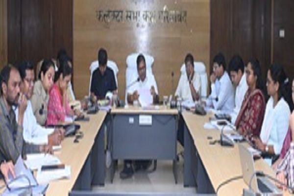 सुशासन तिहार के दौरान लापरवाही बर्दाश्त नहीं की जायेगी : कलेक्टर