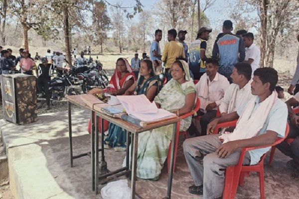 सुशासन तिहार : वनांचल के ग्रामीणों में भी उत्सुकता