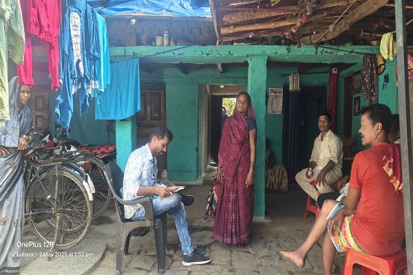 सुशासन तिहार : घर-घर पहुंचकर बनाया जा रहा श्रम कार्ड, आवेदकों को मिली राहत