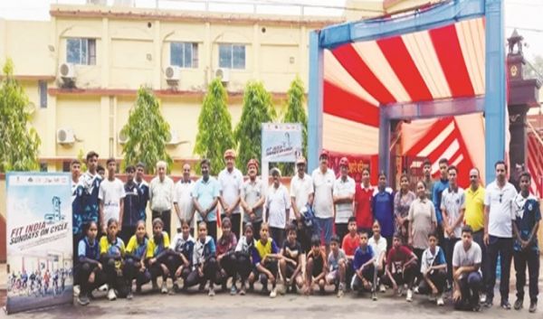 संडे ऑन साइकिल का जारी रखा फिट इंडिया अभियान