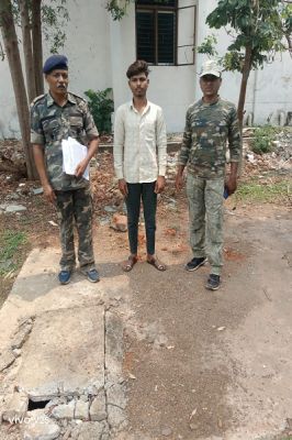  झपटमारी की घटना का खुलासा &ndash; तीनों आरोपी गिरफ्तार, लूटा गया सोना और बाइक बरामद
