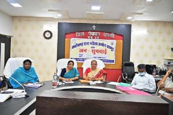 महिला आयोग का नोटिस मिलते ही सामाजिक बहिष्कार समाप्त