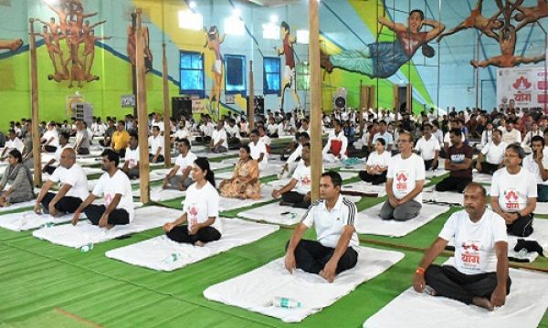 अंतर्राष्ट्रीय योग दिवस पर योगमय रहा संपूर्ण बालोद जिला
