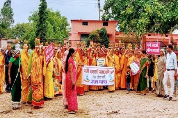 जल एवं पर्यावरण संरक्षण का संदेश देने ग्राम मनगटा, जोरातराई, मुड़ीपर में निकाली गई जलयात्रा