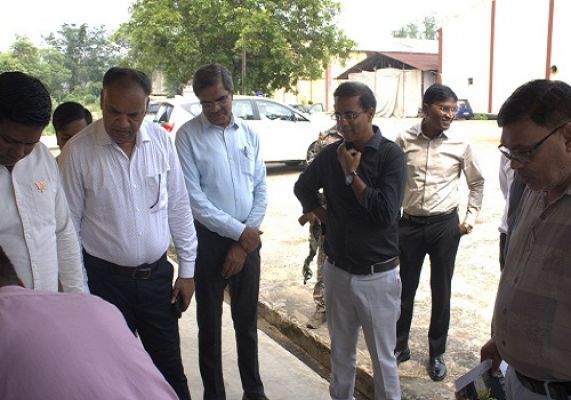 सारंगढ़ में ईवीएम वेयरहाउस का किया गया त्रैमासिक निरीक्षण