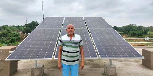 कौन्दकेरा निवासी कुंज लाल मण्डल ने बिजली बिल से पाई राहत