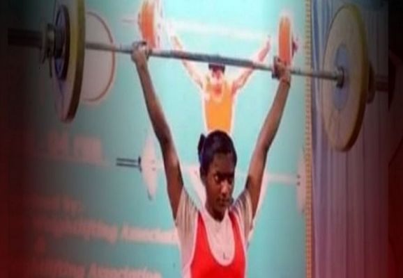 छुरा की 'गोल्डन गर्ल&rsquo; ने लगाई फांसी, जांच में जुटी पुलिस...