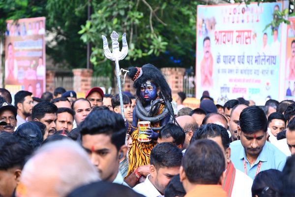  भक्तों के कंधे में सवार होकर बाल शिव पहुँचे बूढ़ा महादेव से बाबा भोरमदेव शिवालय