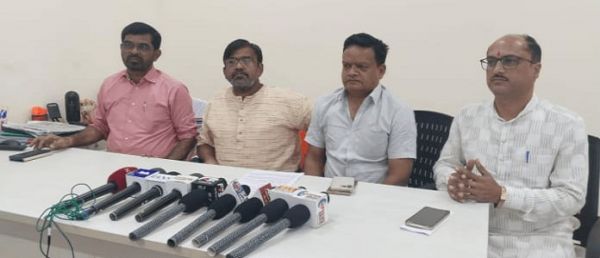 भाजपा ने प्रेस वार्ता में कांग्रेस के दावों की पोल खोली