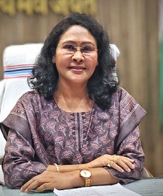 कलेक्टर ने परीक्षार्थियों से सफलतापूर्वक परीक्षा संपन्न कराने में सहयोग करने की अपील