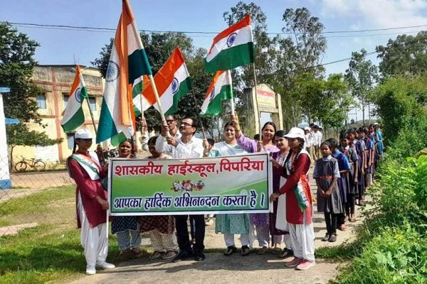 हर घर तिरंगा अभियान: छात्रों ने निकाली तिरंगा रैली