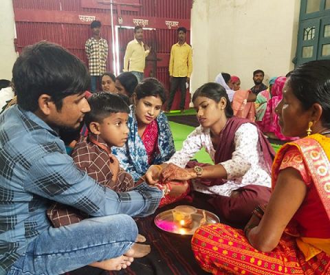 सलाखों के पीछे भी महका भाईचारे का फूल &ndash; 161 बहनों ने 53 भाइयों की कलाई पर सजाया पवित्र रक्षासूत्र, जेल में गूंजा &lsquo;राखी का गीत&rsquo;