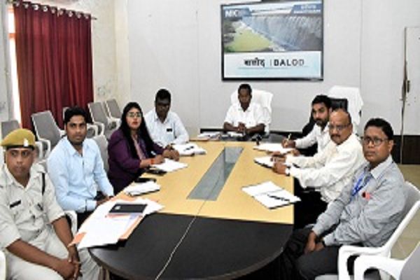 बाढ़ आपदा से निपटने हेतु आयोजित वीडियो कांफ्रेसिंग में शामिल हुए नोडल अधिकारी