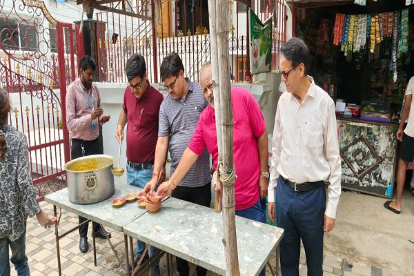  विशाल भंडारा कार्यक्रम सम्पन्न ।