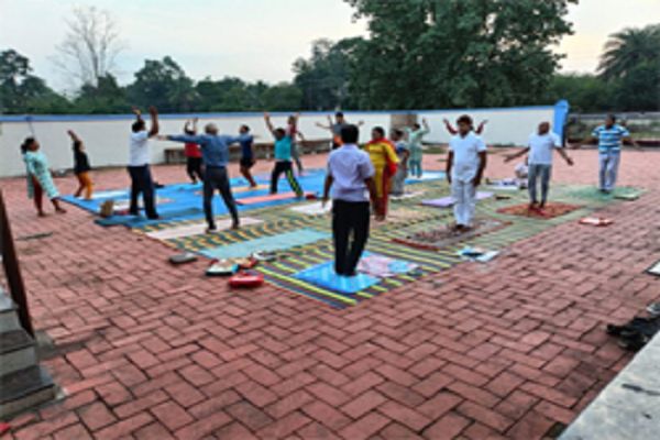 दुर्ग-भिलाई के 4 स्थानों पर पतंजलि परिवार का 25 दिवसीय सह-योग शिक्षक प्रशिक्षण जारी
