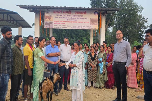  ग्रामीण महिलाओं की आर्थिक सशक्तिकरण की दिशा में सराहनीय कदम