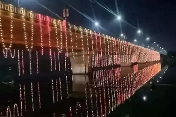 तोरवा में छठ घाट आकर्षक लाइट से चमका