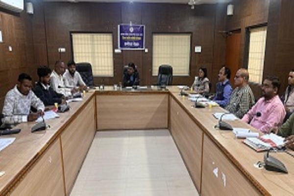 गौधाम योजना के प्रभावी क्रियान्वयन हेतु जिला स्तरीय समिति की महत्वपूर्ण बैठक सम्पन्न