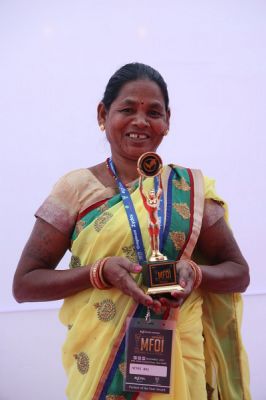 बस्तर की महिलाओं ने दिल्ली में लहराया परचम