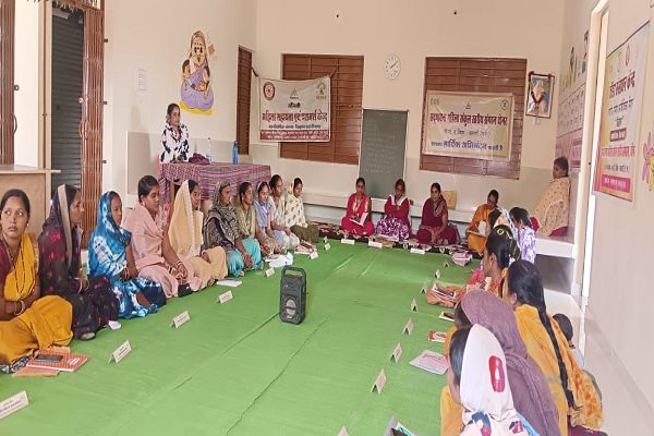 दीदी के गोठ श्रवण कार्यक्रम दीदियों की कहानी, उन्हीं की जुबानी