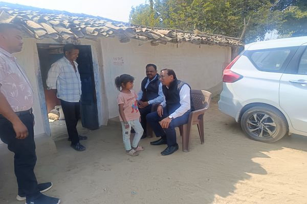 हृदय रोग से पीड़ित बच्ची का सफल निःशुल्क उपचार, सीएमएचओ ने किया गृह भ्रमण