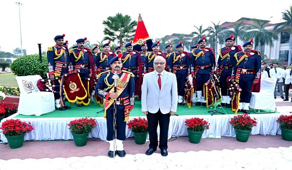 आरपीएफ बैंड की प्रस्तुति ने उच्च न्यायालय परिसर को किया संगीतमय