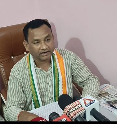 भाजपा सरकार के संरक्षण में अफीम की खेती का आरोप : गृह मंत्री से इस्तीफे की मांग