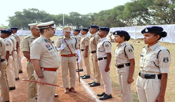 पुलिस महानिरीक्षक राजनांदगांव रेंज श्री बालाजी राव (IPS) द्वारा कबीरधाम जिले का वार्षिक निरीक्षण सफलतापूर्वक संपन्न