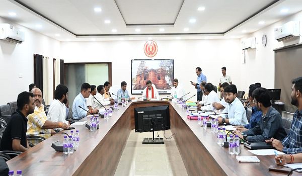 उप मुख्यमंत्री ने मेडिकल कॉलेज भवन निर्माण और आगामी शैक्षणिक सत्र की तैयारियों की गहन समीक्षा की