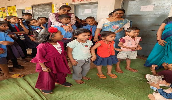 जिले के प्राथमिक शालाओं में हुआ बाल मैत्री कार्यक्रम का आयोजन 