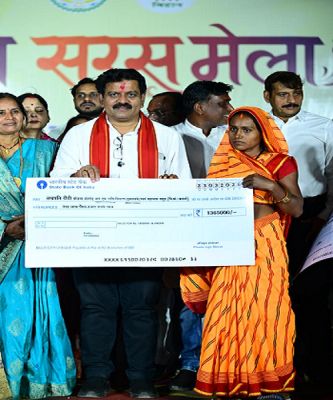 उप मुख्यमंत्री श्री विजय शर्मा ने महिला समूहों को 11.43 करोड़ रुपए की राशि की अंतरित, आजीविका संवर्धन में होगी सहायक