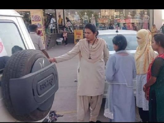 पिंक पेट्रोल की त्वरित कार्रवाई: नाबालिग से मारपीट करने वाला आरोपी मौके पर गिरफ्तार