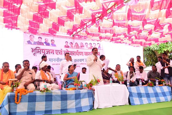 माओवाद के अंत के साथ बस्तर क्षेत्र में अब विकास को मिलेगी नई दिशा