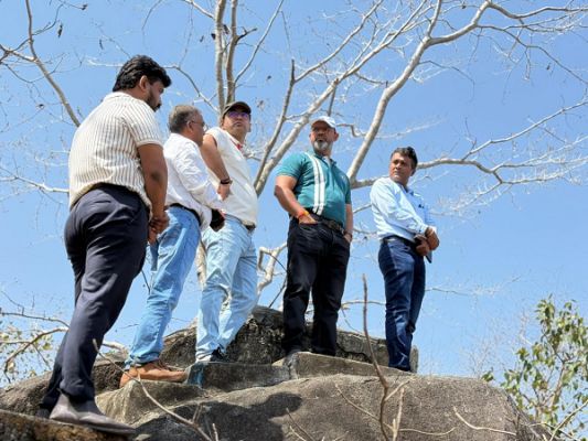 कलेक्टर ने ली लोरमी में पर्यटन विकास को लेकर अहम बैठक