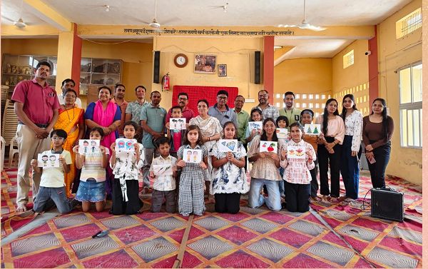 आर्ट ऑफ लिविंग परिवार द्वारा आयोजित इनट्यूशन प्रोग्राम का समापन