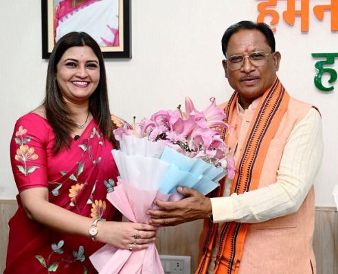 पंडरिया विधानसभा के वनांचल क्षेत्रों में बिछ रहा सड़कों का जाल, मुख्यमंत्री श्री विष्णु देव साय जी ने किया 57.93 करोड़ से अधिक की लागत से 57 किमी सड़क निर्माण का भूमिपूजन 