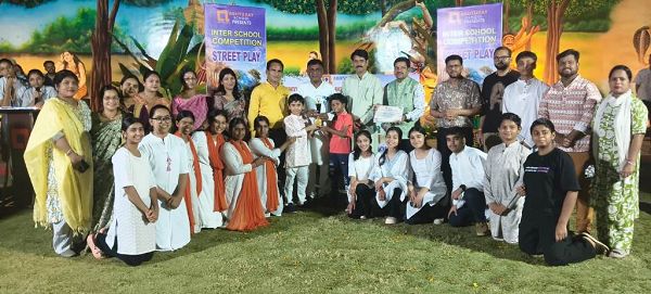 अंतर्विद्यालयीन नुक्कड़ नाटक प्रतियोगिता में गुरुकुल सर्वश्रेष्ठ