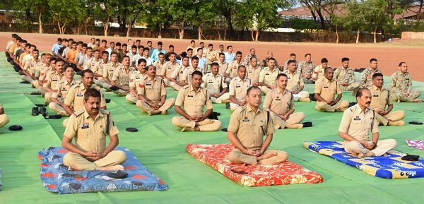 &ldquo;तनाव प्रबंधन&rdquo; विषय पर प्रेरणादायी व्याख्यान "" अधिकारियों एवम कर्मचारियों के लिए मानसिक संतुलन बनाये  रखने की आवश्यकता पर जोर