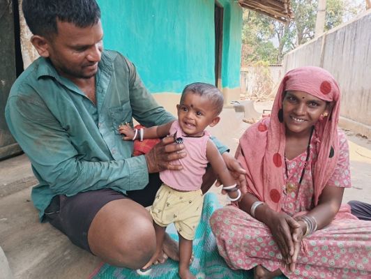 अबूझमाड़ की पारुल को मिली नई ज़िंदगी : प्रोजेक्ट धड़कन बनी नन्ही धड़कनों का सहारा