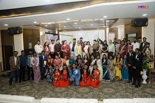 पारस ग्रुप ऑफ फाउंडेशन का 10वां स्थापना दिवस धूमधाम से मनाया, &lsquo;उत्कर्ष उत्सव 2026&rsquo; में 51 महिलाओं सहित कई संस्थाएं सम्मानित