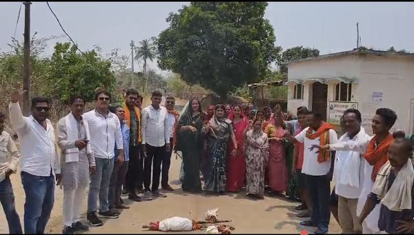 बिन्द्रानवागढ़ मंडल में जन चौपाल का आयोजन, योजनाओं की दी जानकारी,