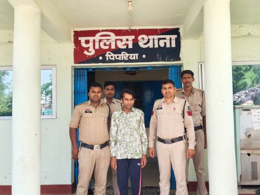*कलयुगी नाती ने की दादी की हत्या*