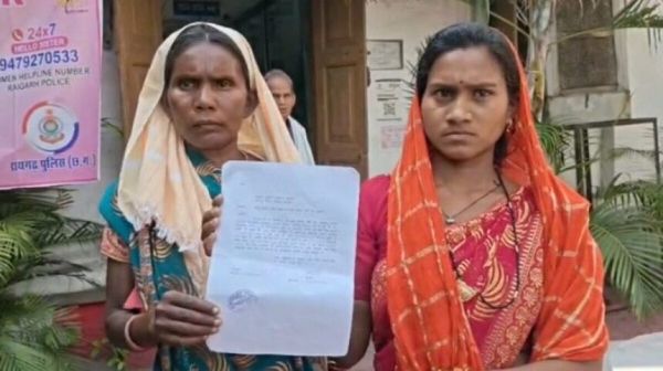 मृतक के खाते से 30 लाख की निकासी का आरोप, पीड़िता ने लगाई न्याय की गुहार
