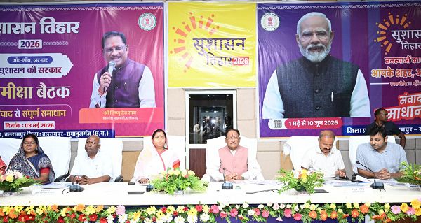 मुख्यमंत्री के निर्देश के बाद पत्थलगांव &ndash; कुनकुरी सड़क मरम्मत में आई तेजी
