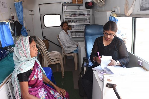 सुशासन तिहार से मिल रही है मुस्कान, सरकार रख रही है जरूरतमंदों का ध्यान