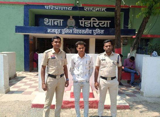 ऑनलाइन आई.पी.एल. क्रिकेट सट्टा संचालित करने वाले पटेल का विकेट गिरा*