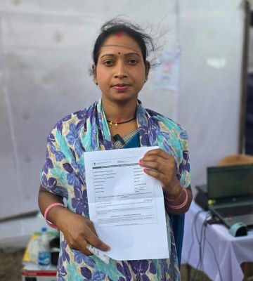 सुशासन तिहार 2026: मूरता शिविर में संजिता का आधार कार्ड हुआ अपडेट, भटकने की चिंता हुई दूर