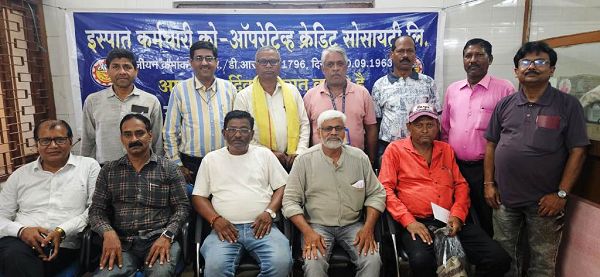 रिटायर कर्मियों ने सराहा सेक्टर-6 सोसाइटी के कामकाज को